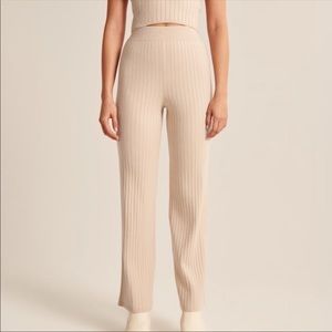 Abercrombie 90s Straight Leg Sweater Pants